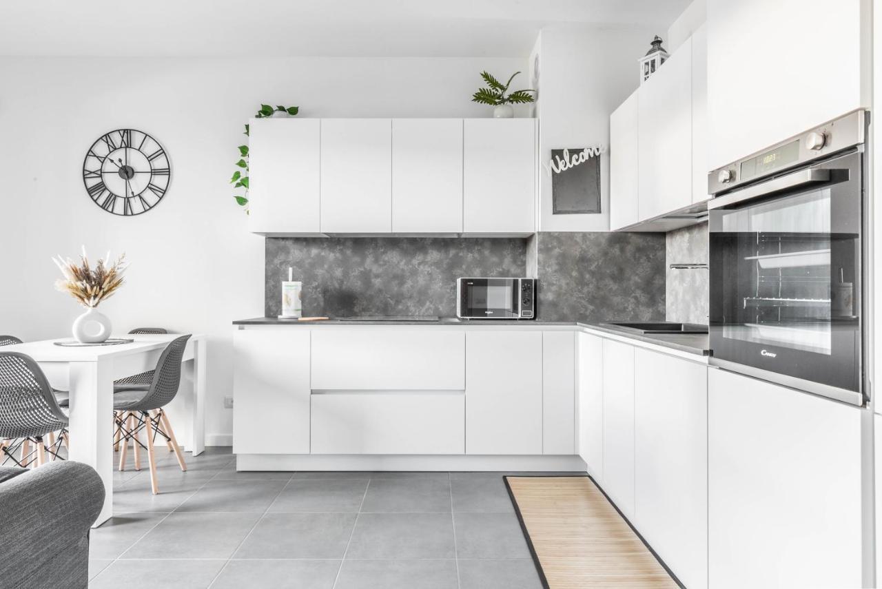 Apartmán Harmony House - Rho Fiera 6Min - Free Parking - Terrace Milán Exteriér fotografie
